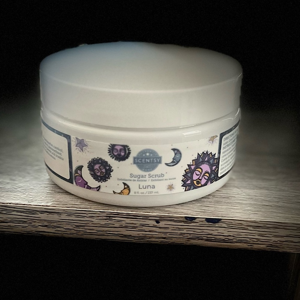 Scentsy Luna Sugar Scrub-BUNDLE TO SAVE